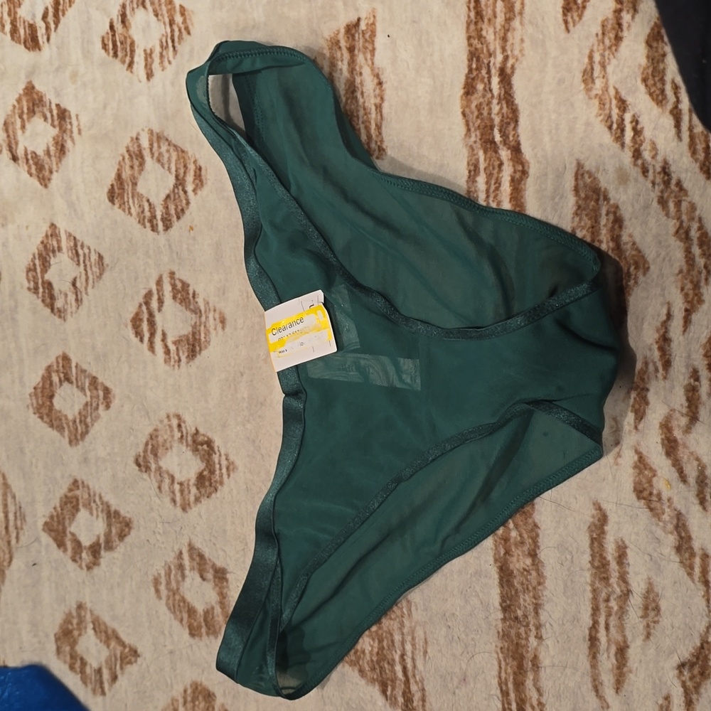 ❤️10/$10 New cute underwear Green Sheer